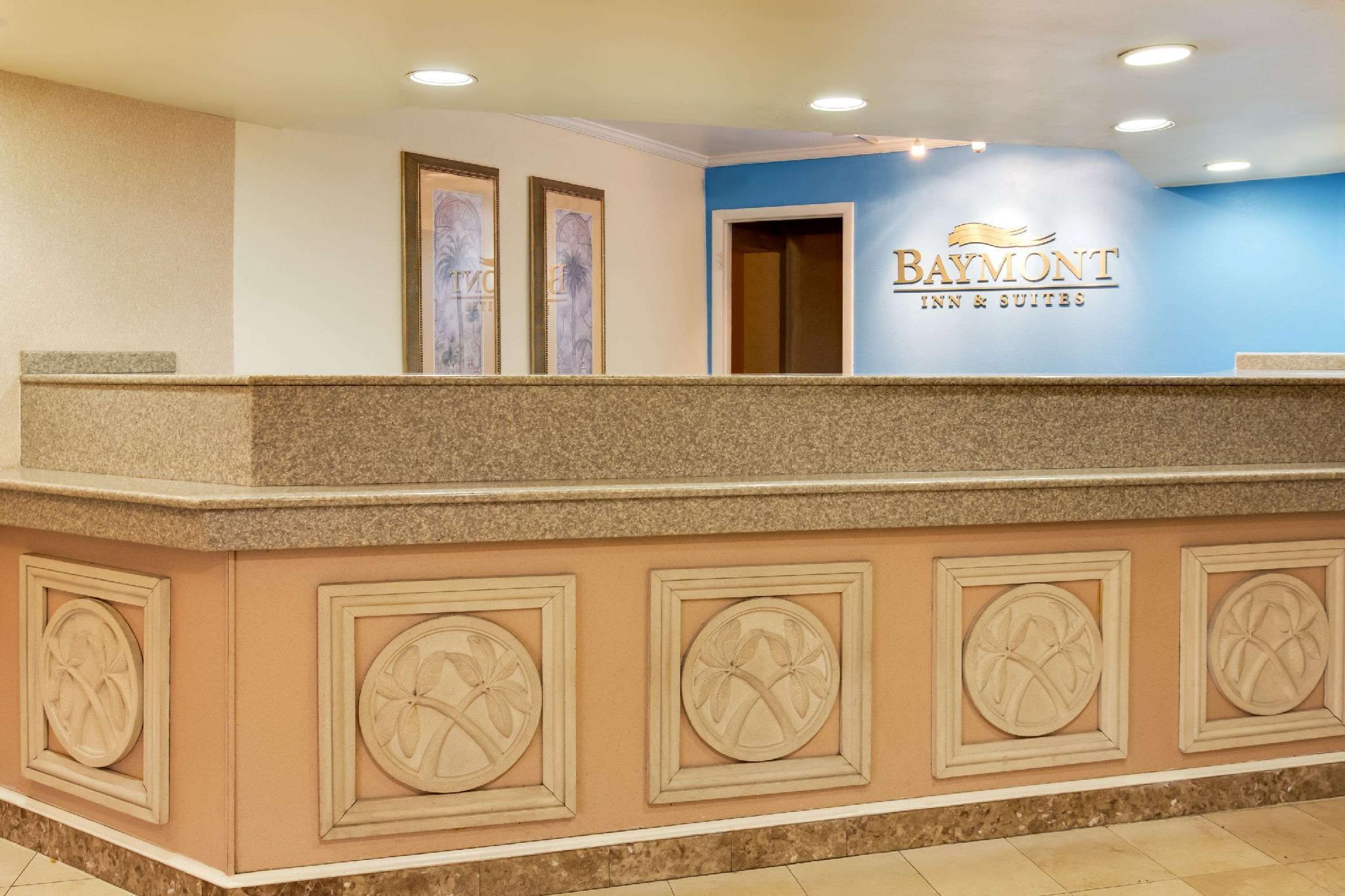 Baymont By Wyndham Lake City Exterior foto