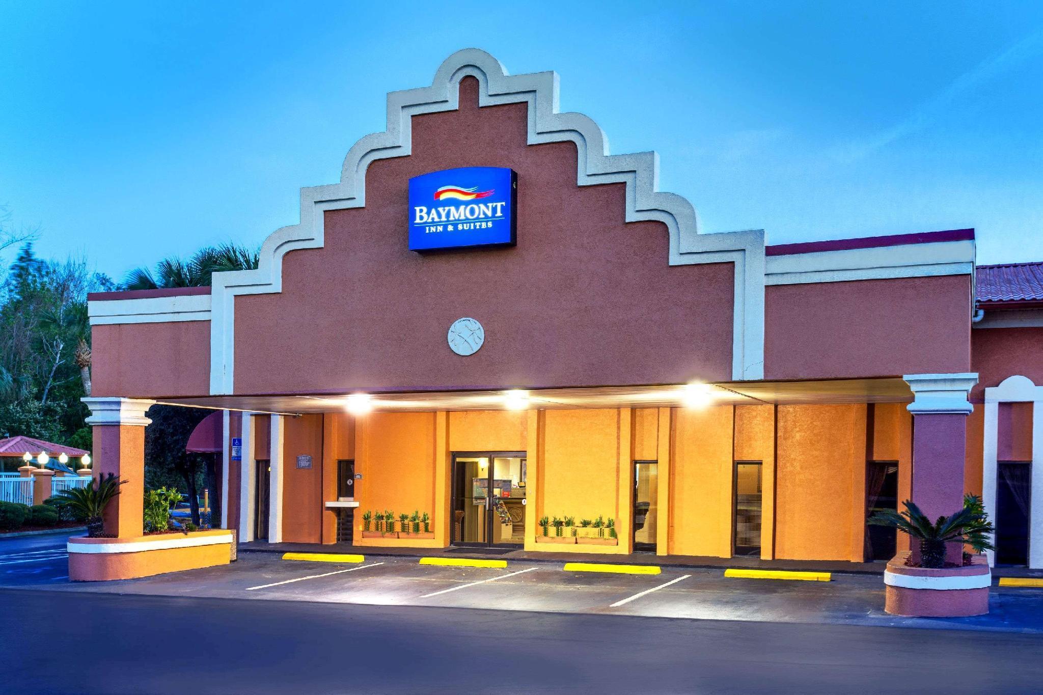 Baymont By Wyndham Lake City Exterior foto