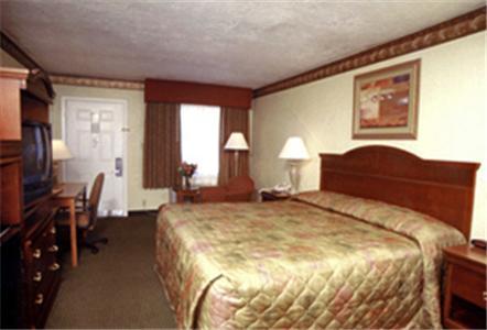 Baymont By Wyndham Lake City Exterior foto
